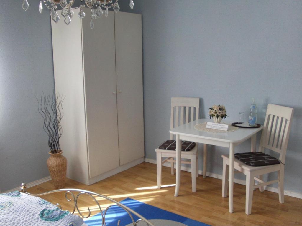 Hotel Martinsklause Meckesheim Chambre photo