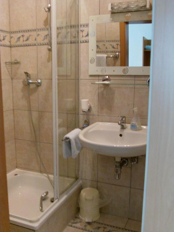 Hotel Martinsklause Meckesheim Chambre photo